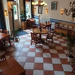 Hotel De Emauspoort