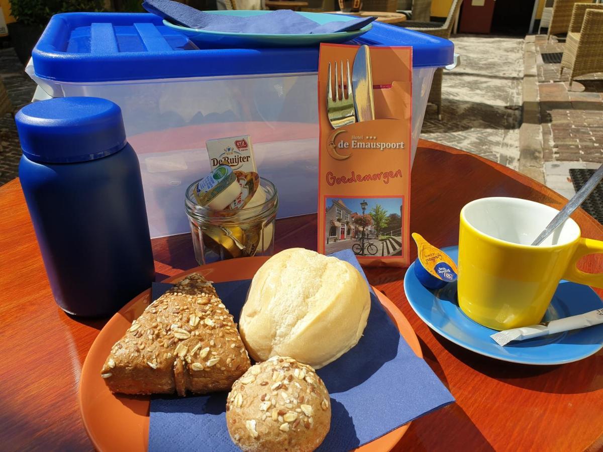 Hotel De Emauspoort 3*