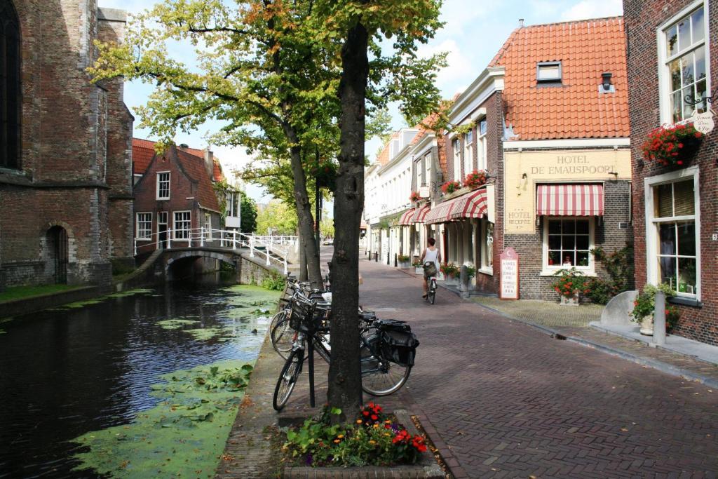 Hotel De Emauspoort
